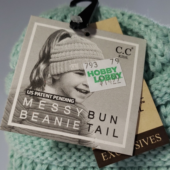 CC Kids' Messy Bun Beanie - Picture 2 of 7